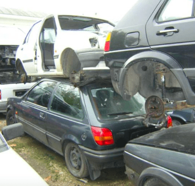 controversia con Tesla