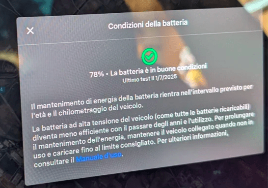 Tesla con batteria rigenerata