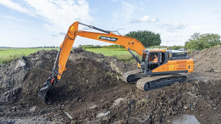 develon escavatori