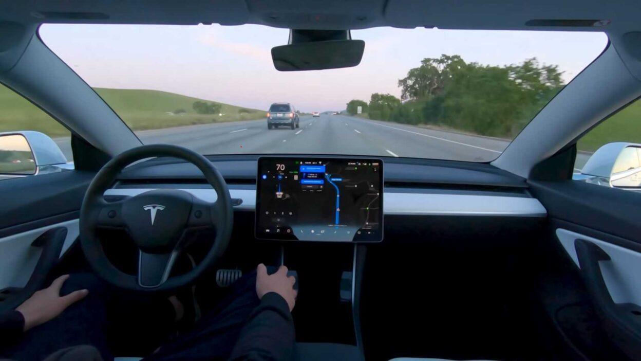 Tesla FSD