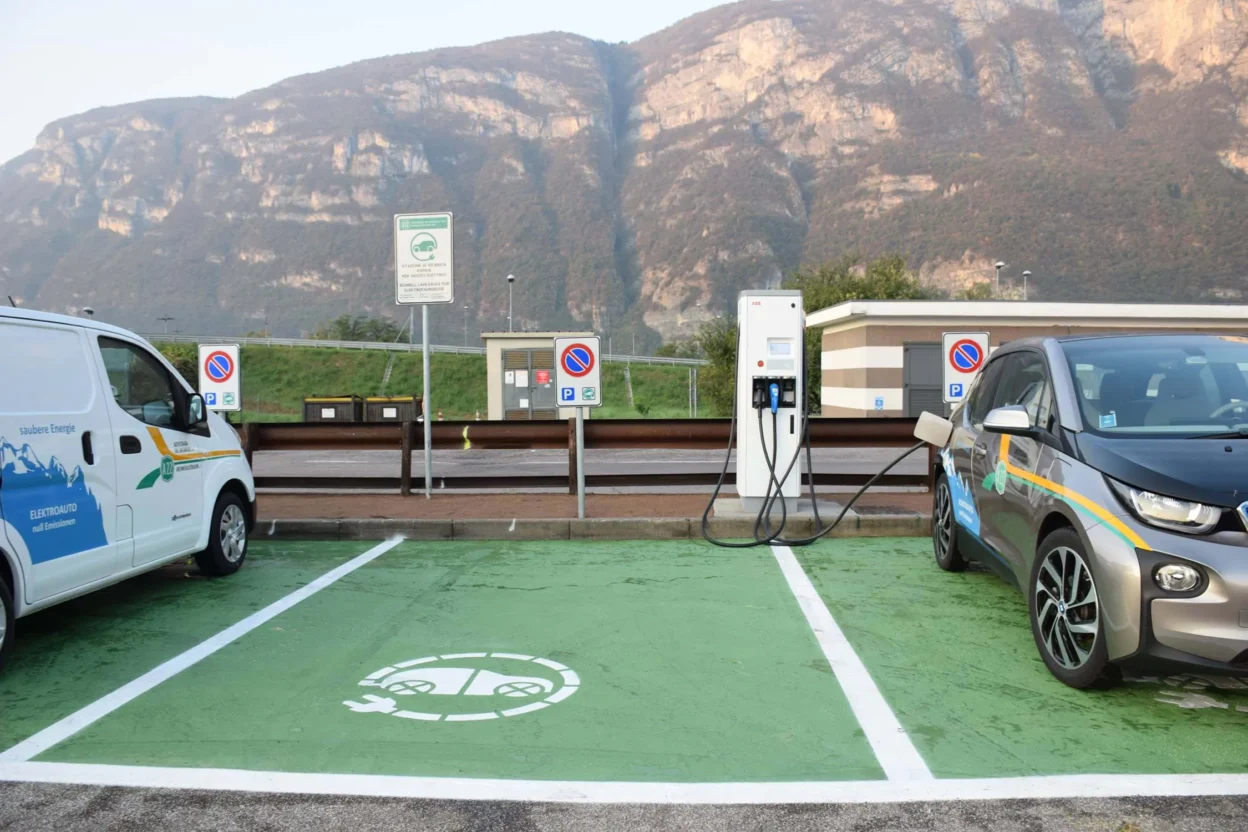 segnaletica ricarica