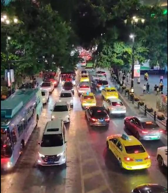 cina viaggio nel futuro