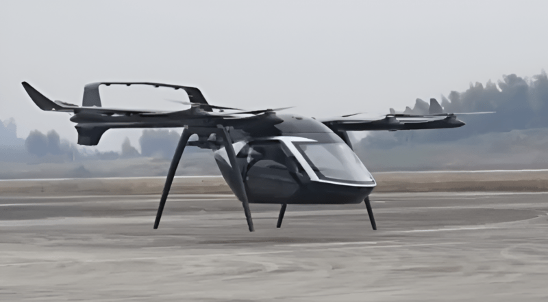 in configurazione di volo l'eVTOL modulare si stacca dal supporto stradale eVTOL modular