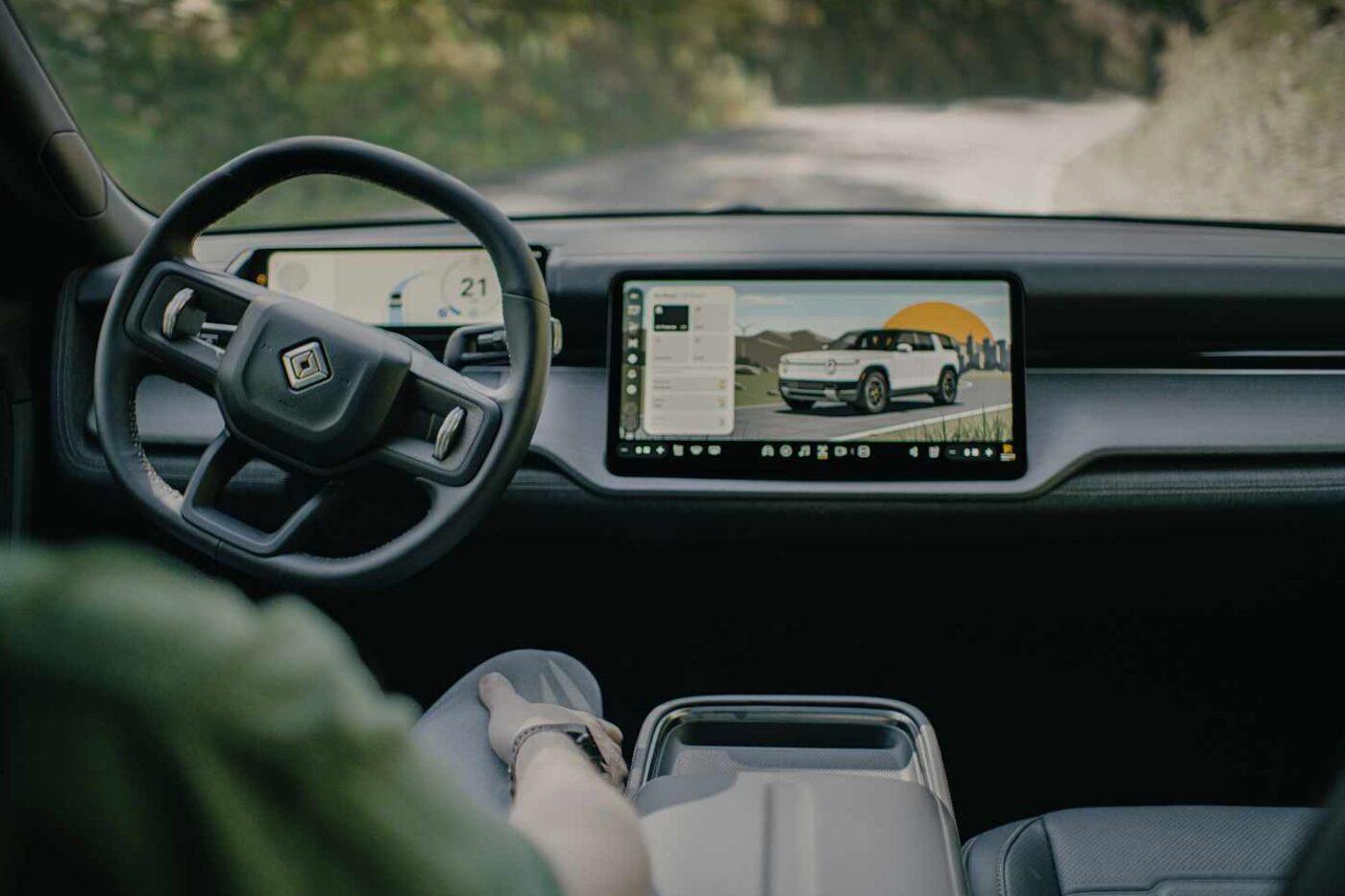 Uber Rivian robotaxi