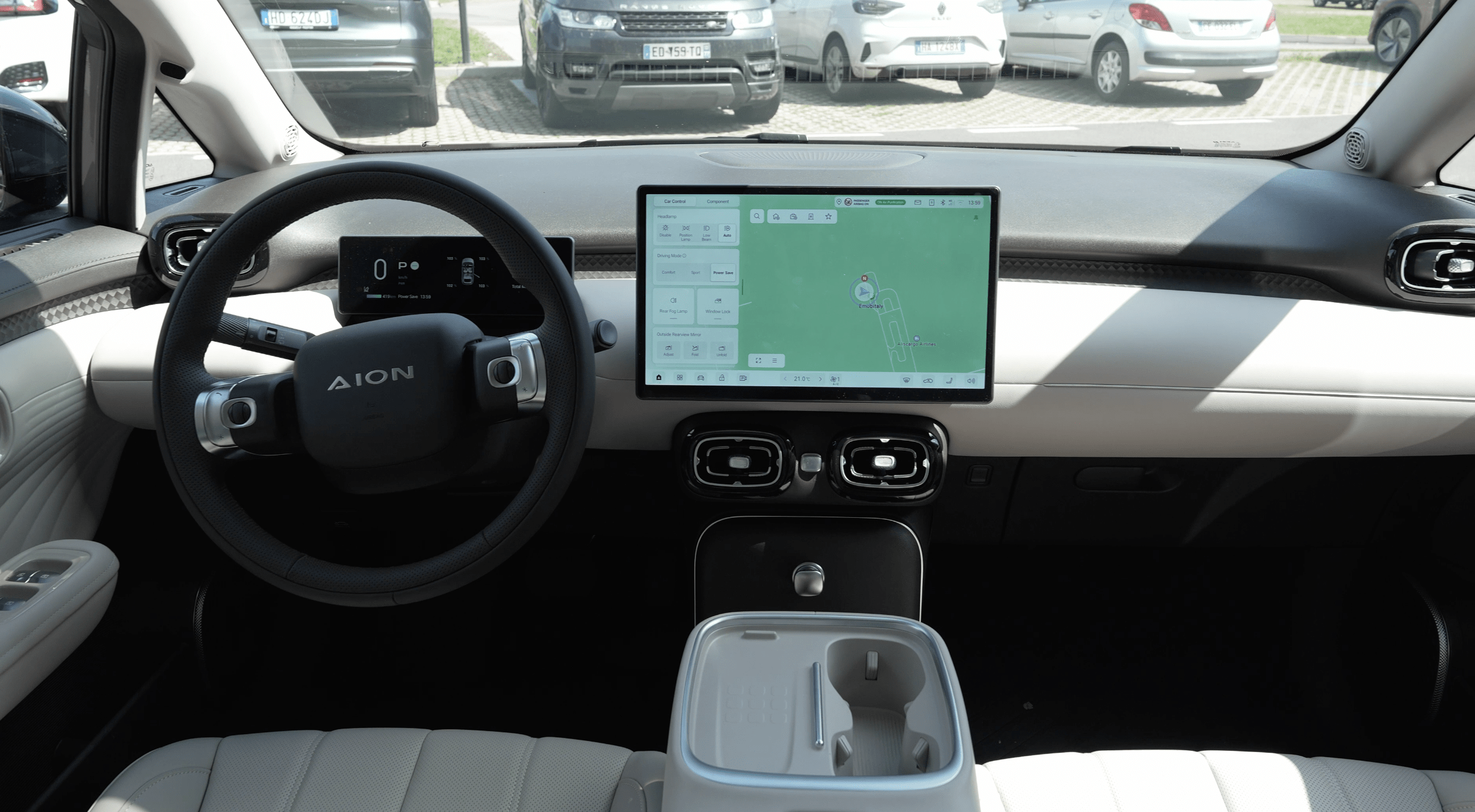 Interni della AION UT