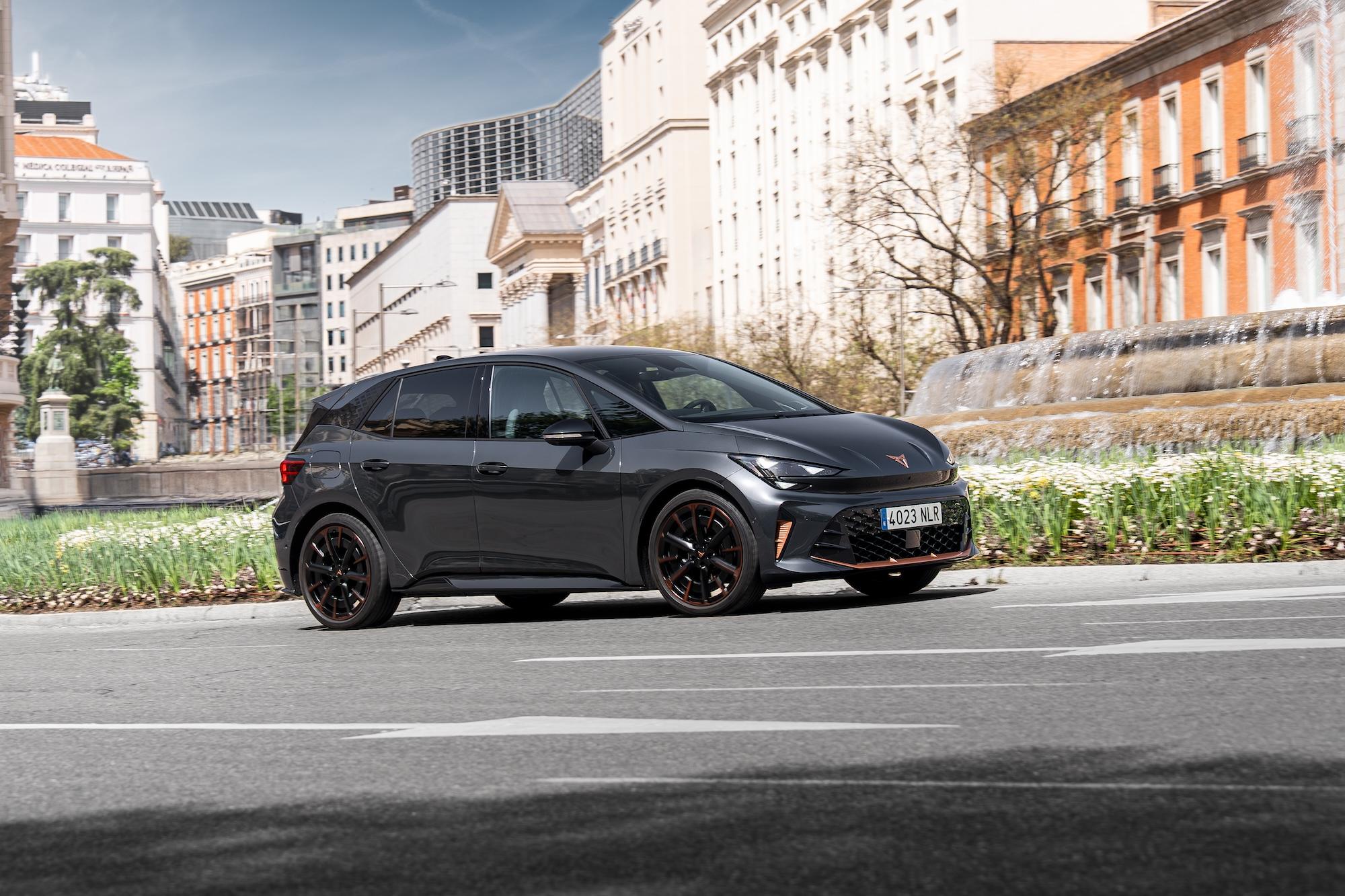 Nuova Cupra Born 2026