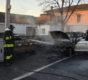 la gente è prevenuta