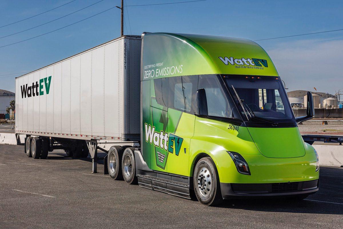 Tesla Semi nella flotta WattEV Tesla Semi California