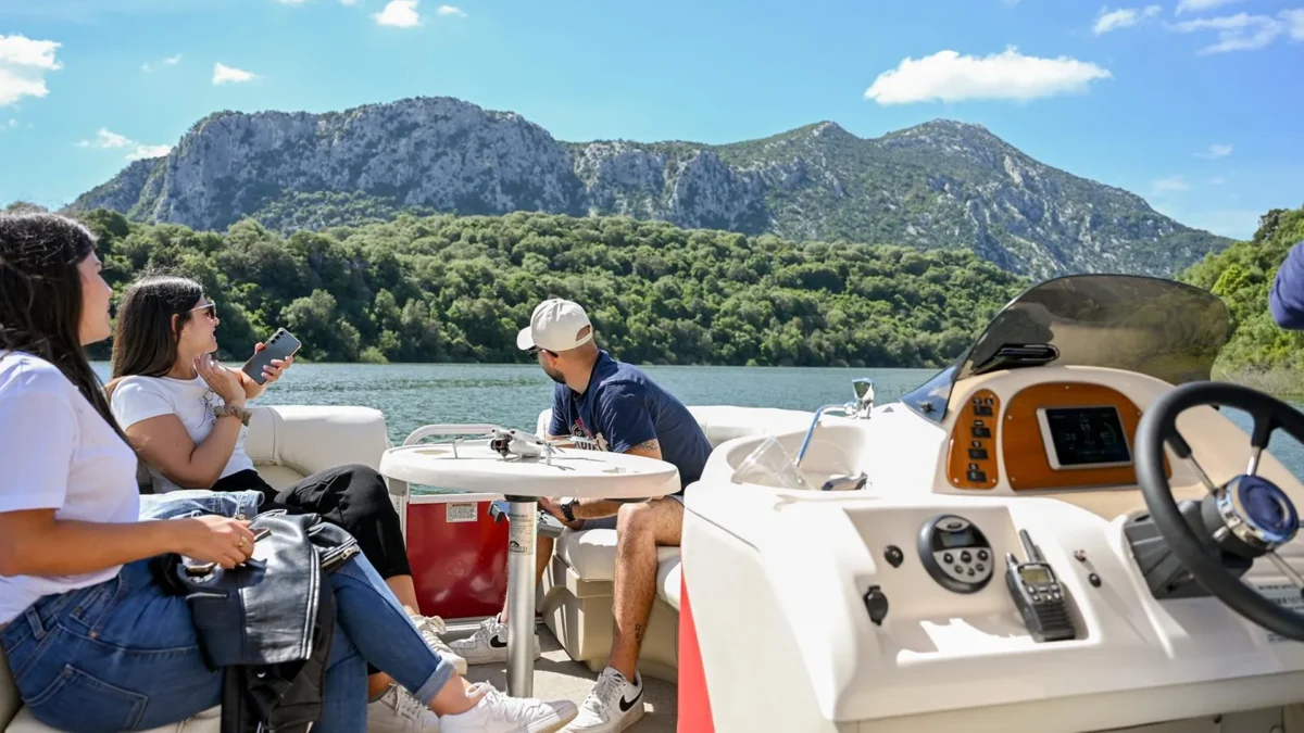 sardegna barca elettrica