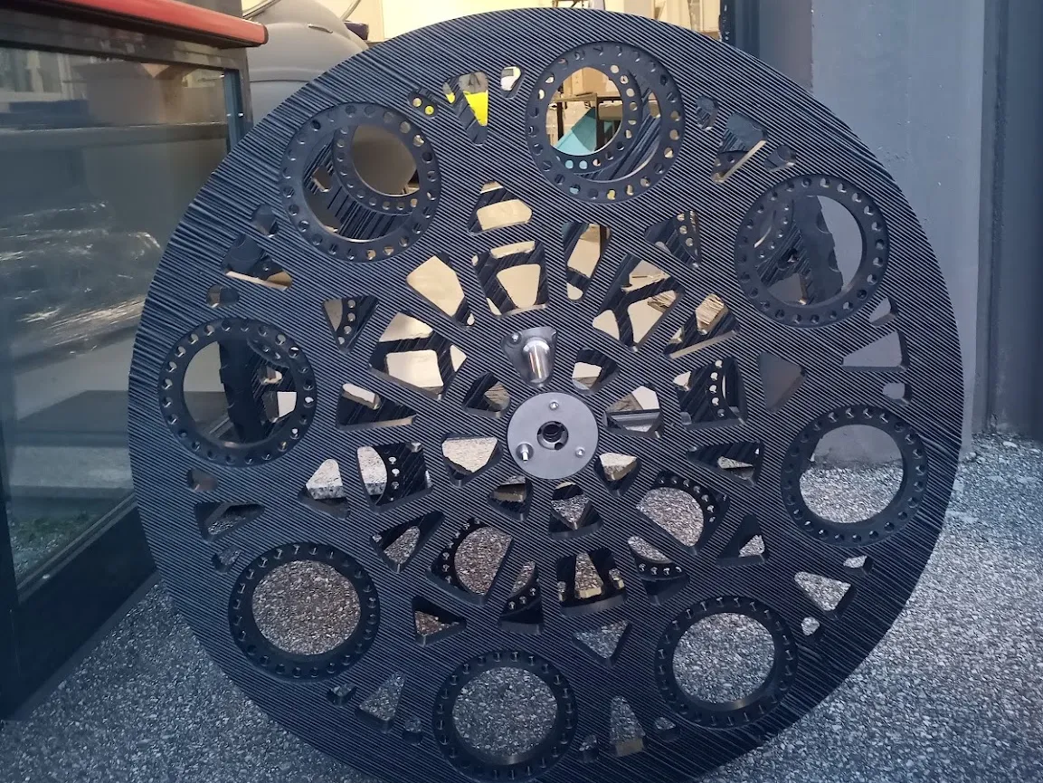 Ruota AMP con dischi Ruota AMP con dischi realizzati con stampa robotica LFAM in PErCARBr15