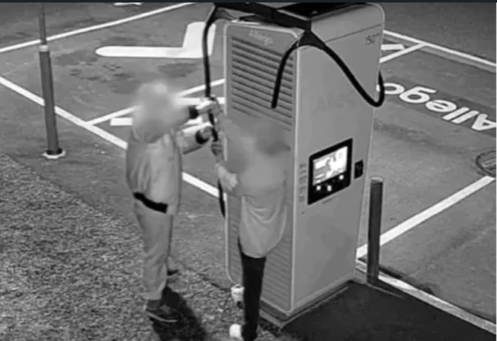ladri di cavi arrestati