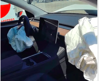 cerco Tesla incidentate