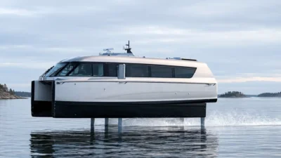 Candela -Boats Voyager
