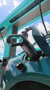 Il connettore CCS2 realizzato internamente da BYD flash charging BYD