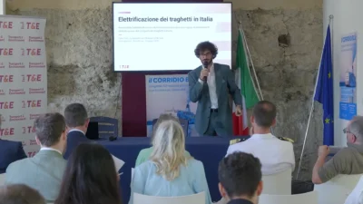 Elettrificare i traghetti