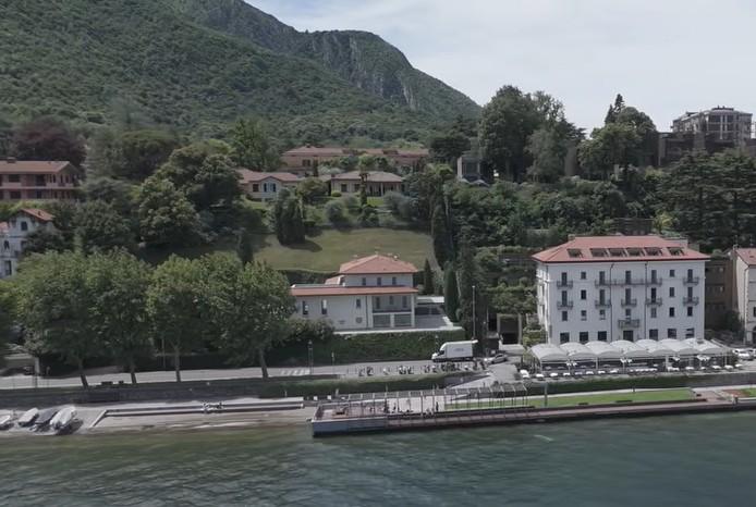 Elli negli hotel