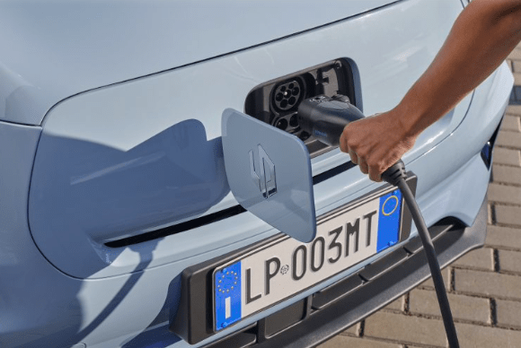 Superare in autostrada