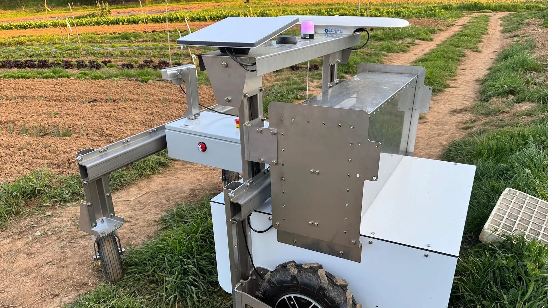 Wagus robot agricolo
