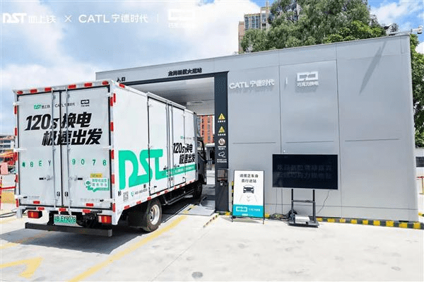 Il battery swap in Cina funziona anche per i camion CATL battery swap