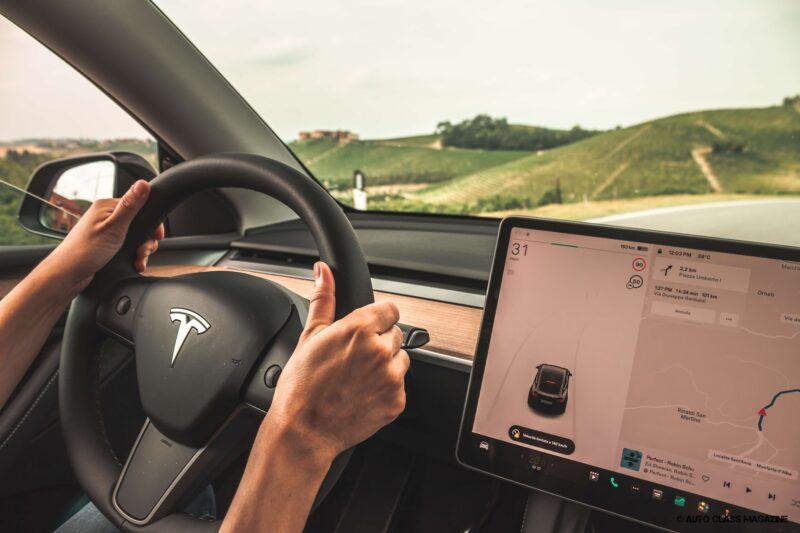 tesla accelerazione