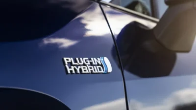ibride plug-in