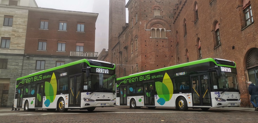 Presentazione in piazza