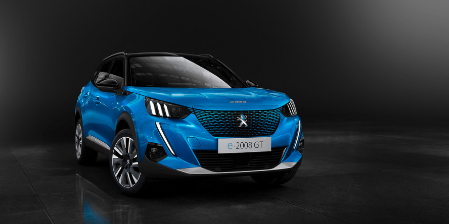 Peugeot e-2008.