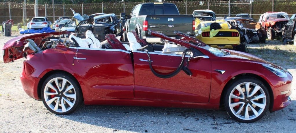 Tesla Model 3 incidente