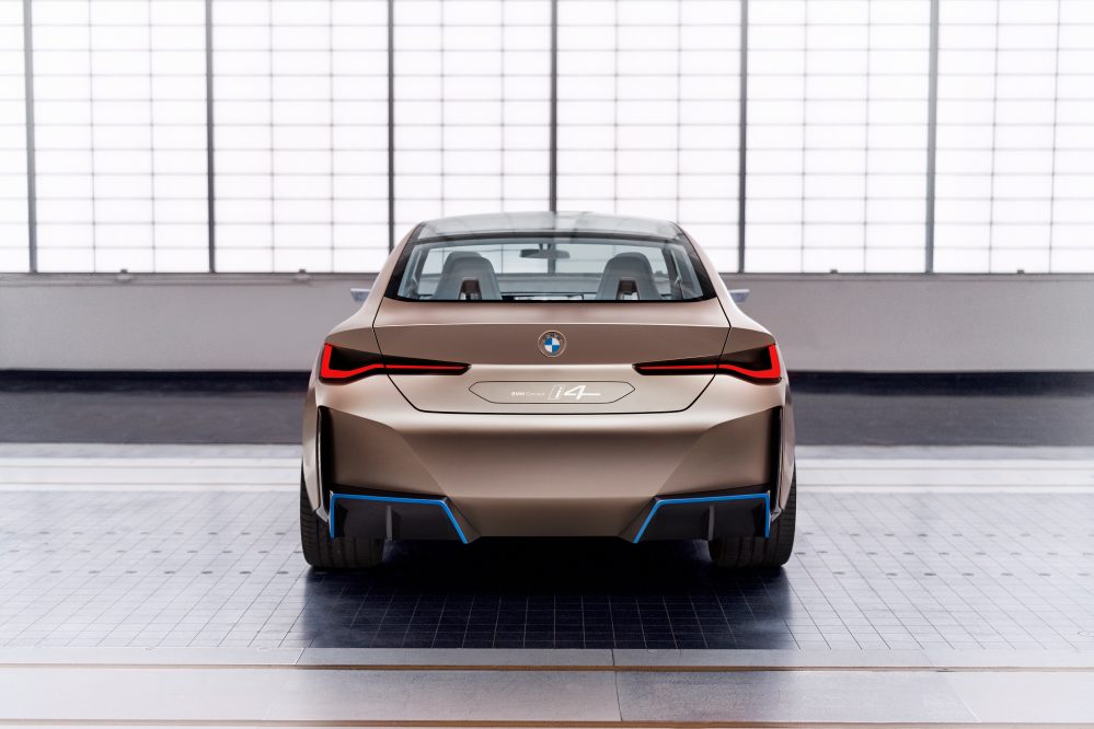 BMW i4