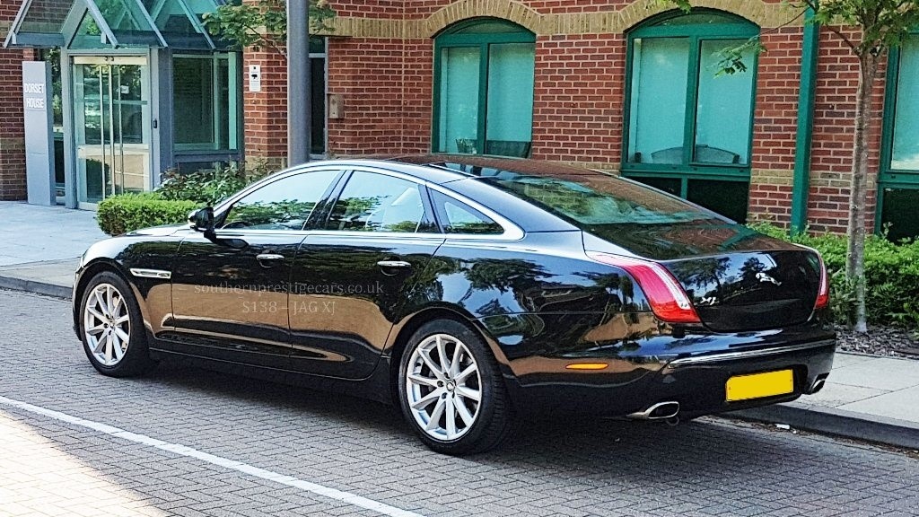 Jaguar XJ