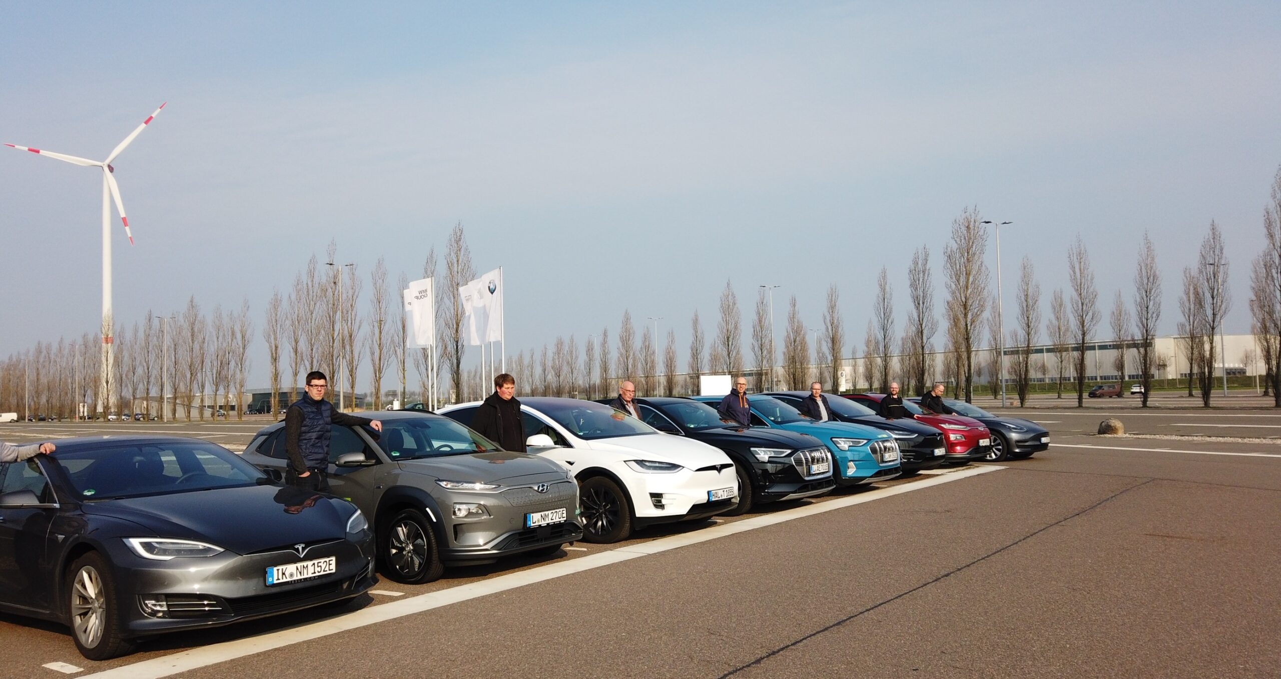 nextmove, tesla audi e-tron