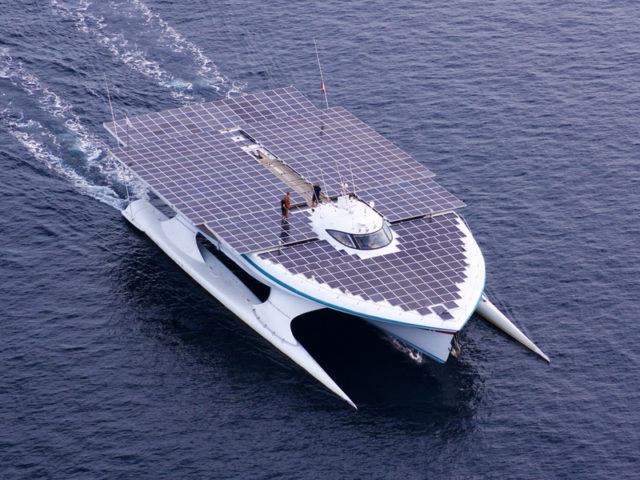 barca solare